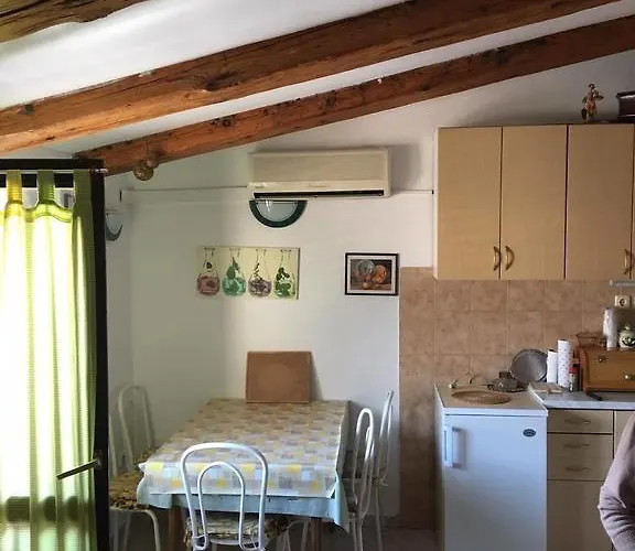 Dimitrijevic Appartamento Makarska