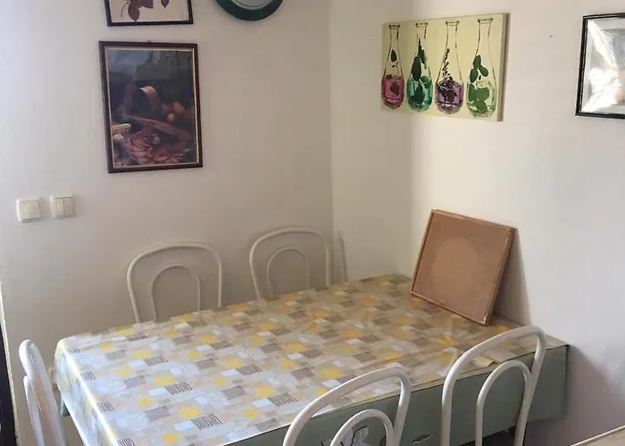 Dimitrijevic Appartamento Makarska